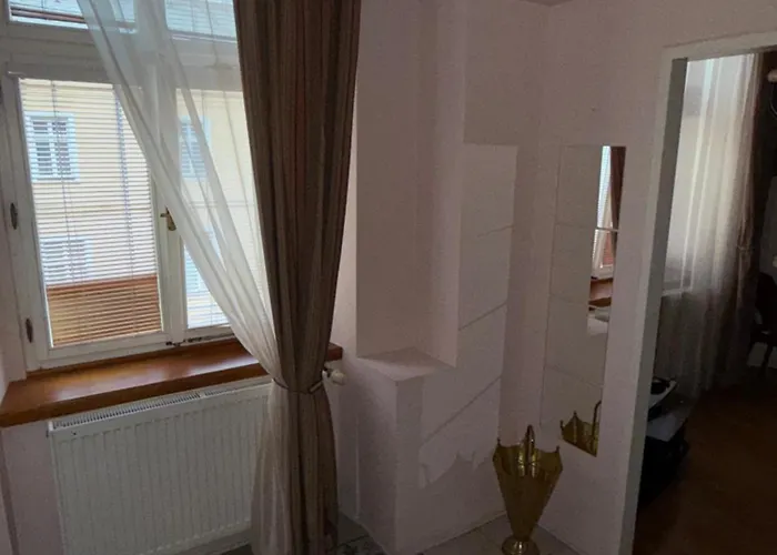 Apartment Vintage Charm In The Heart Of